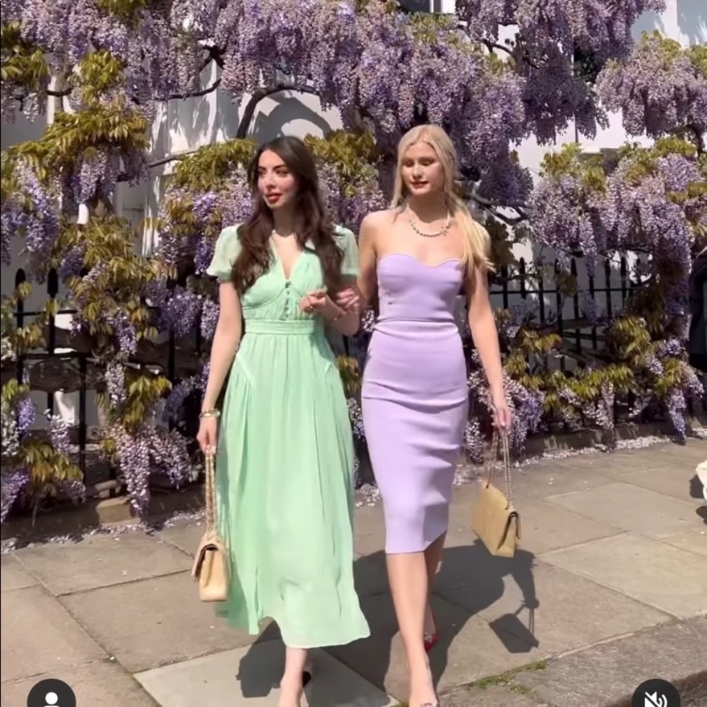 Zara SS22 SWEETHEART NECKLINE KNIT DRESS